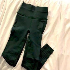 Green High-Wasted Fabletics Leggings